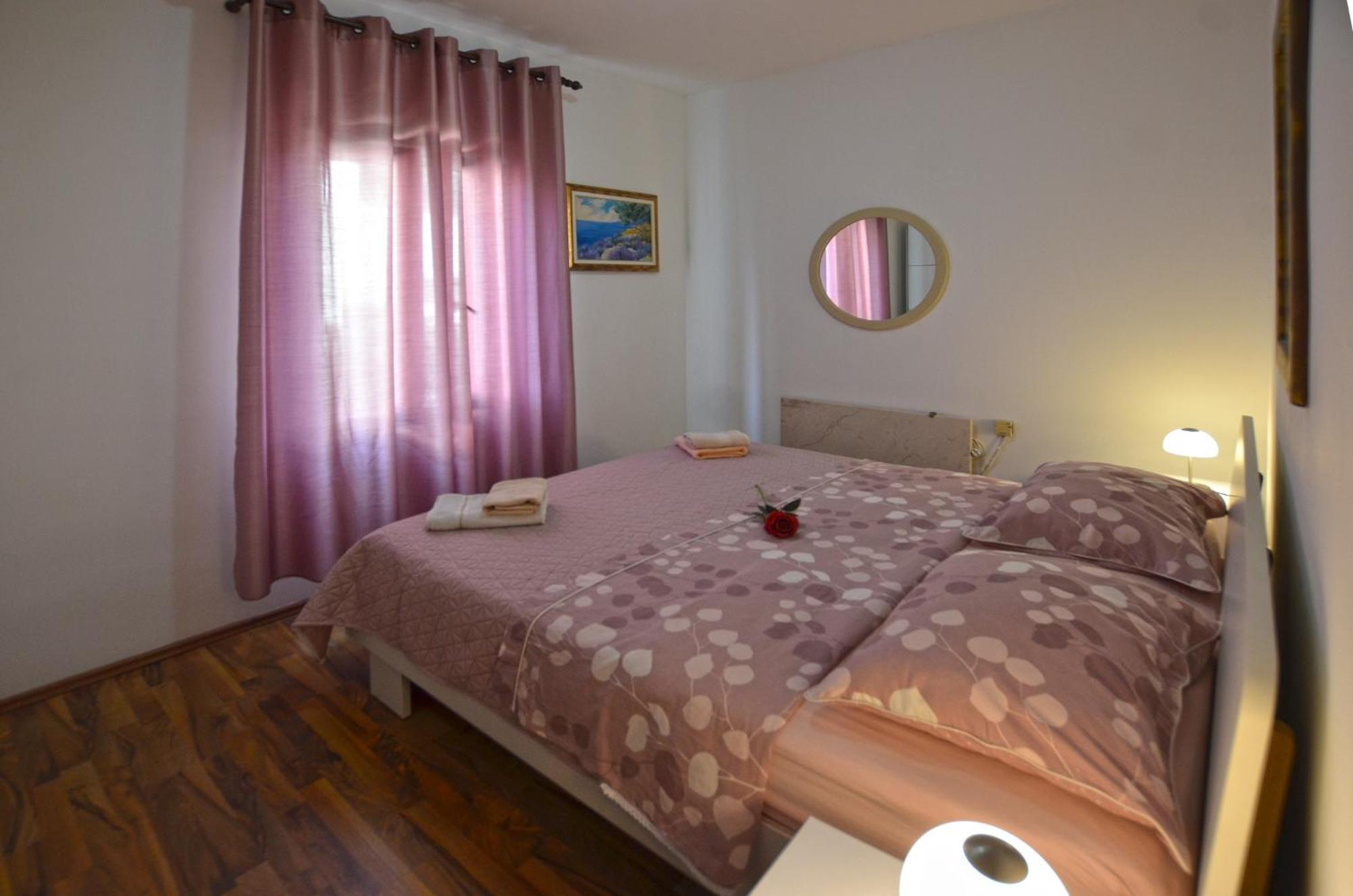 Galant Apartments Rovinj Exterior photo