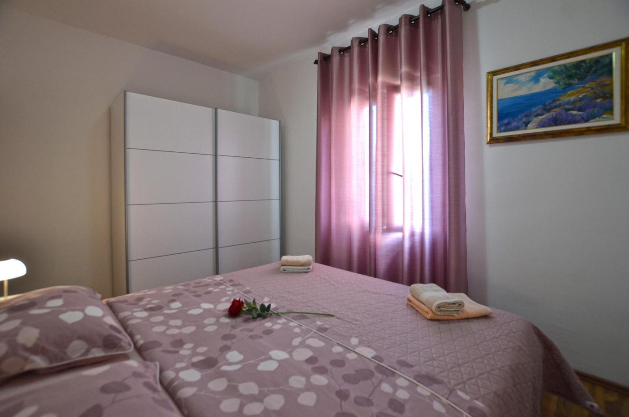 Galant Apartments Rovinj Exterior photo