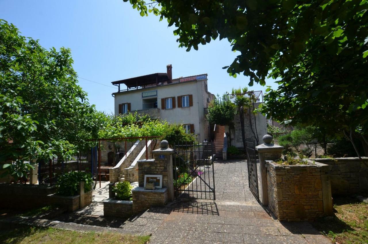 Galant Apartments Rovinj Exterior photo